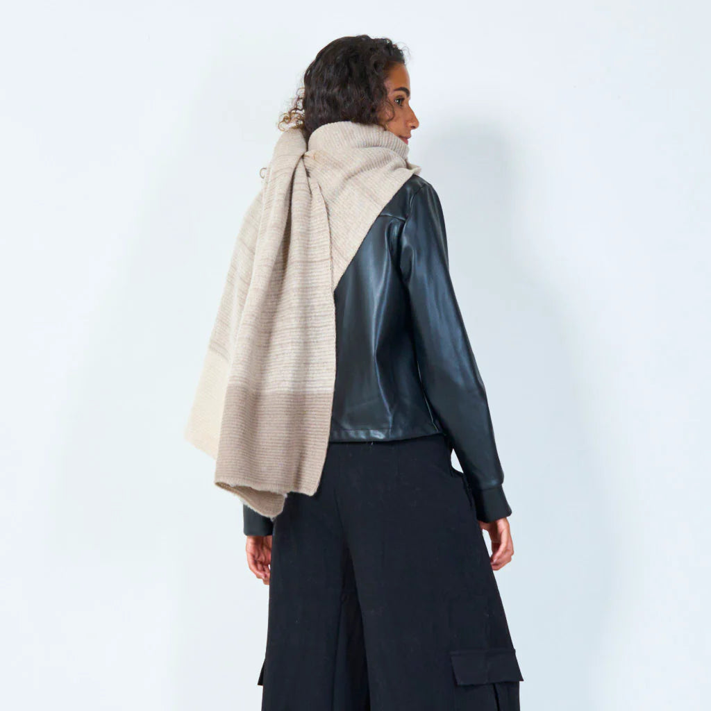 Minimalist color block scarf