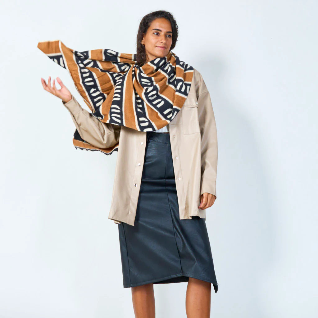 Modern striped pattern scarf